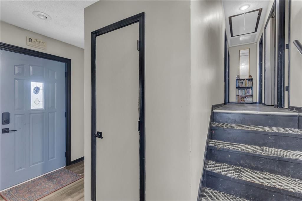 8611 Grant Drive — photo 8