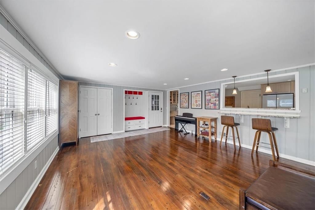 1207 W 70th Terrace — photo 15
