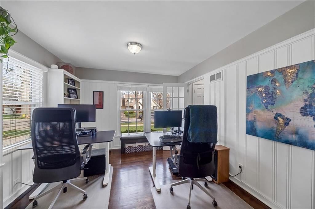 1207 W 70th Terrace — photo 21