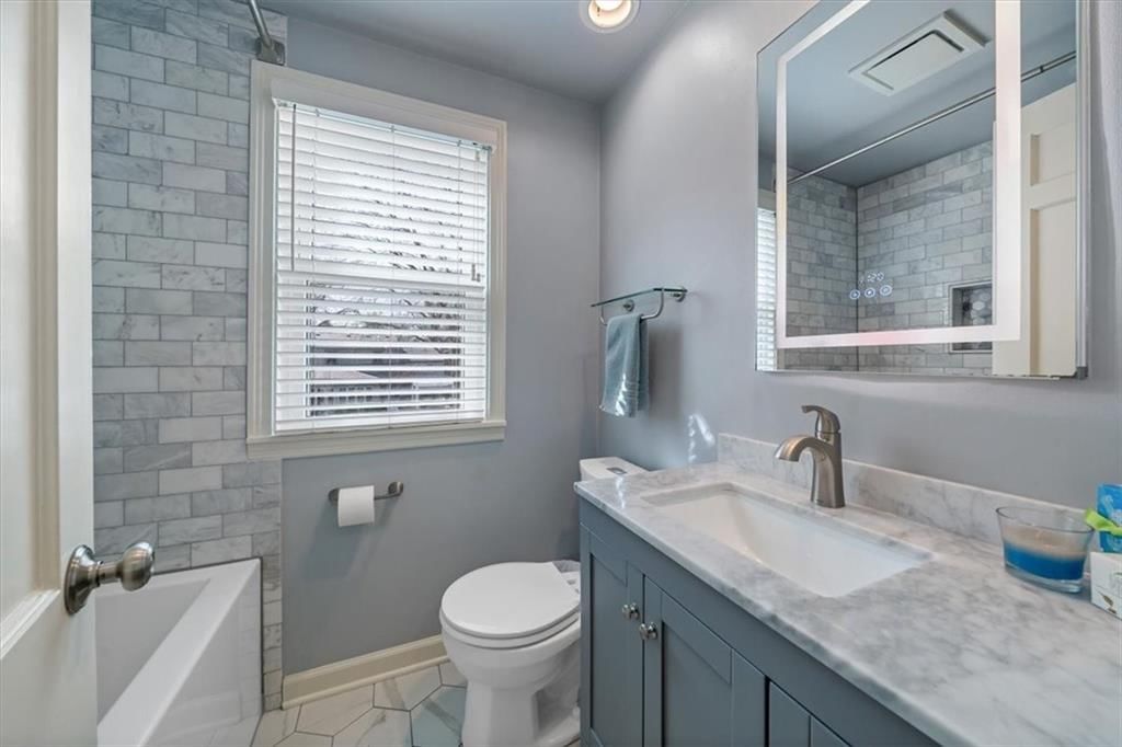 1207 W 70th Terrace — photo 32