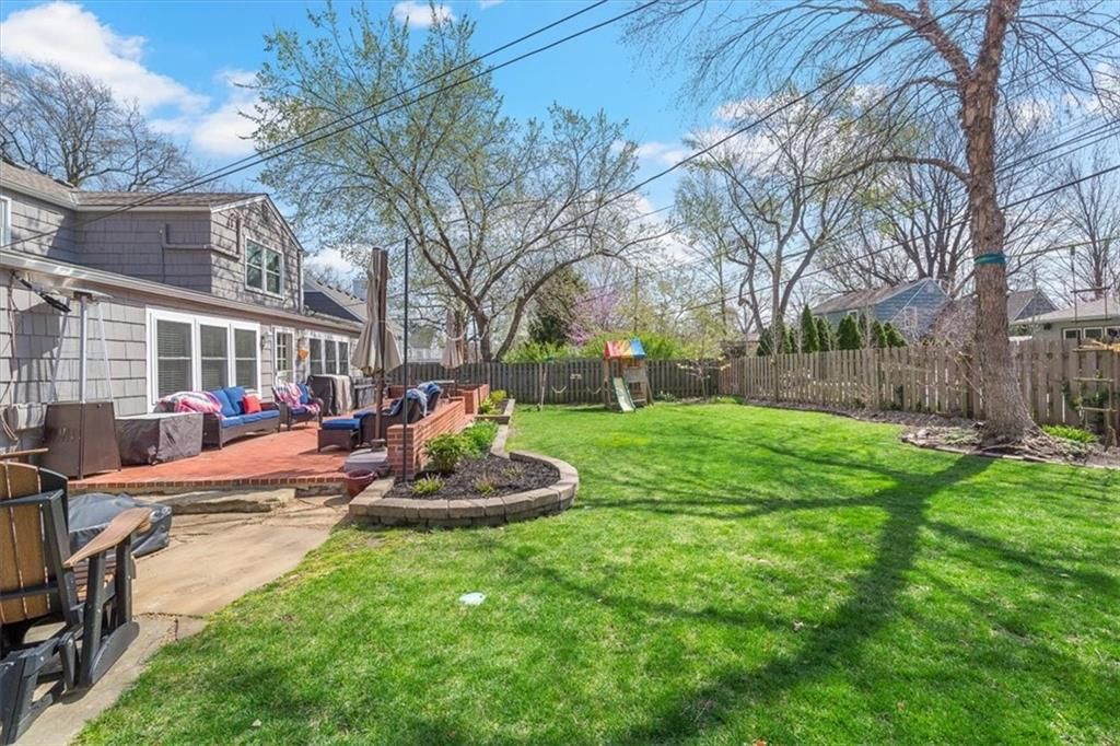 1207 W 70th Terrace — photo 36