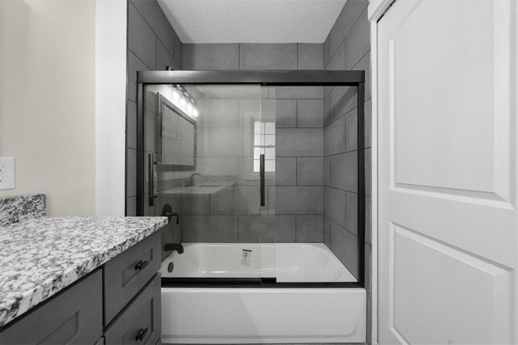 8508 W 88TH Terrace — photo 15
