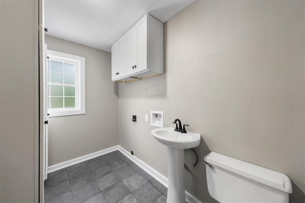 8508 W 88TH Terrace — photo 21