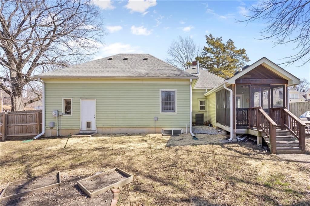 9032 Haskins Street — photo 20