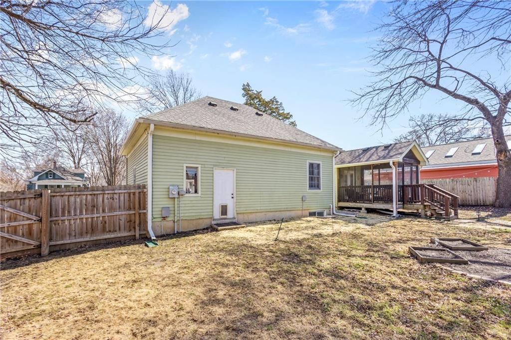 9032 Haskins Street — photo 21