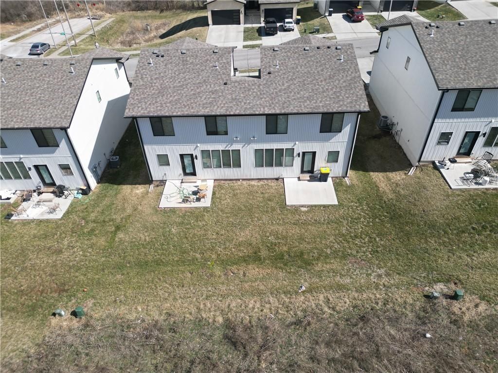 Photo 5 of 25 - 6506-6508 Marsh Avenue