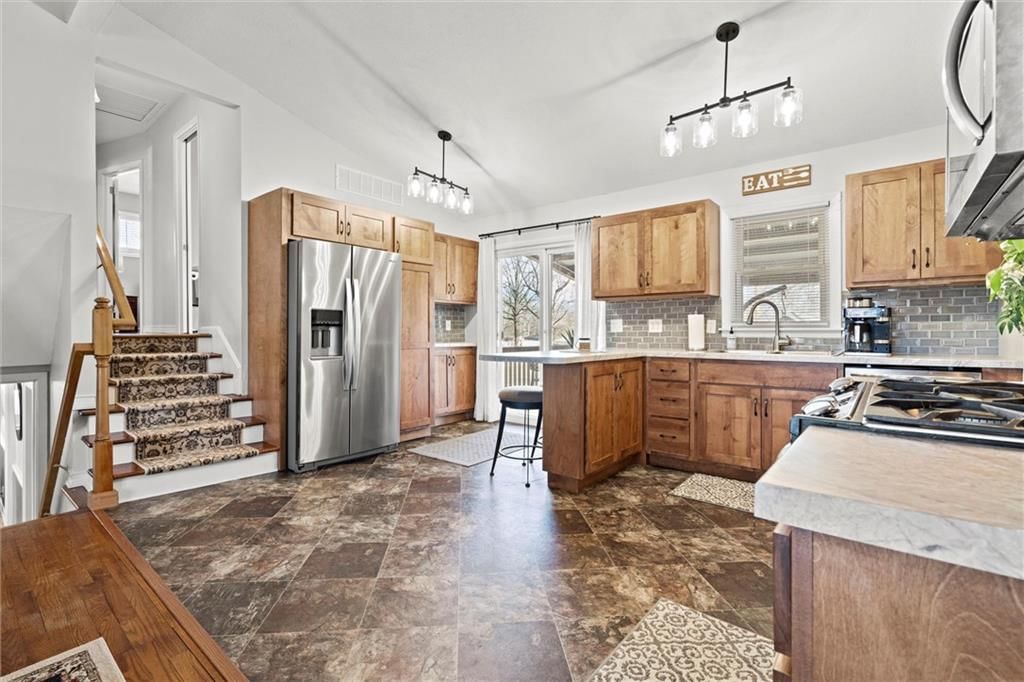 321 Manor Lane — photo 8