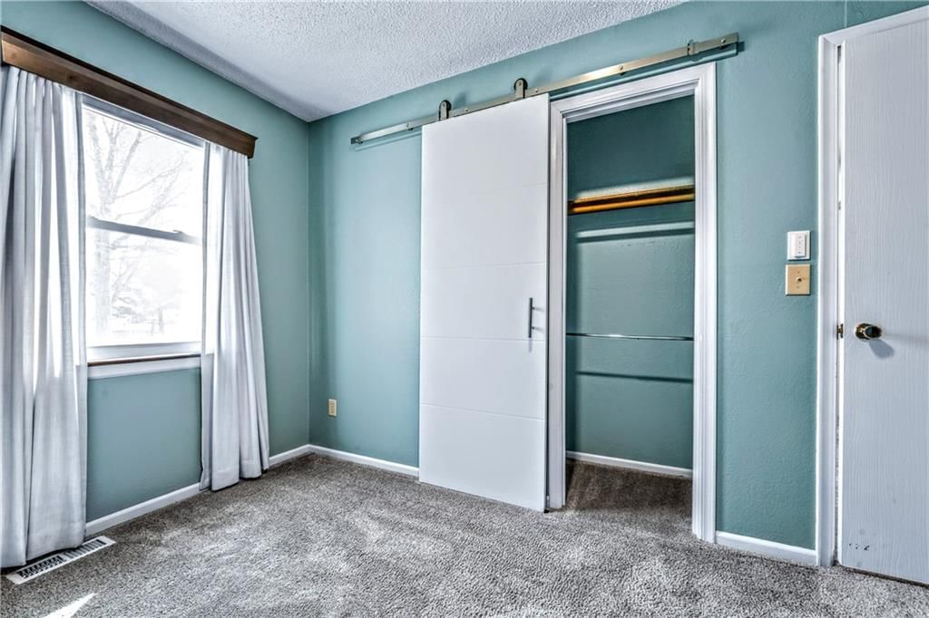 406 SE Jackson Street — photo 17
