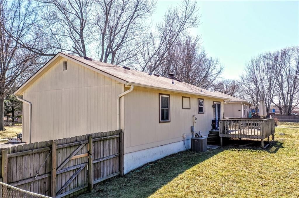 406 SE Jackson Street — photo 38