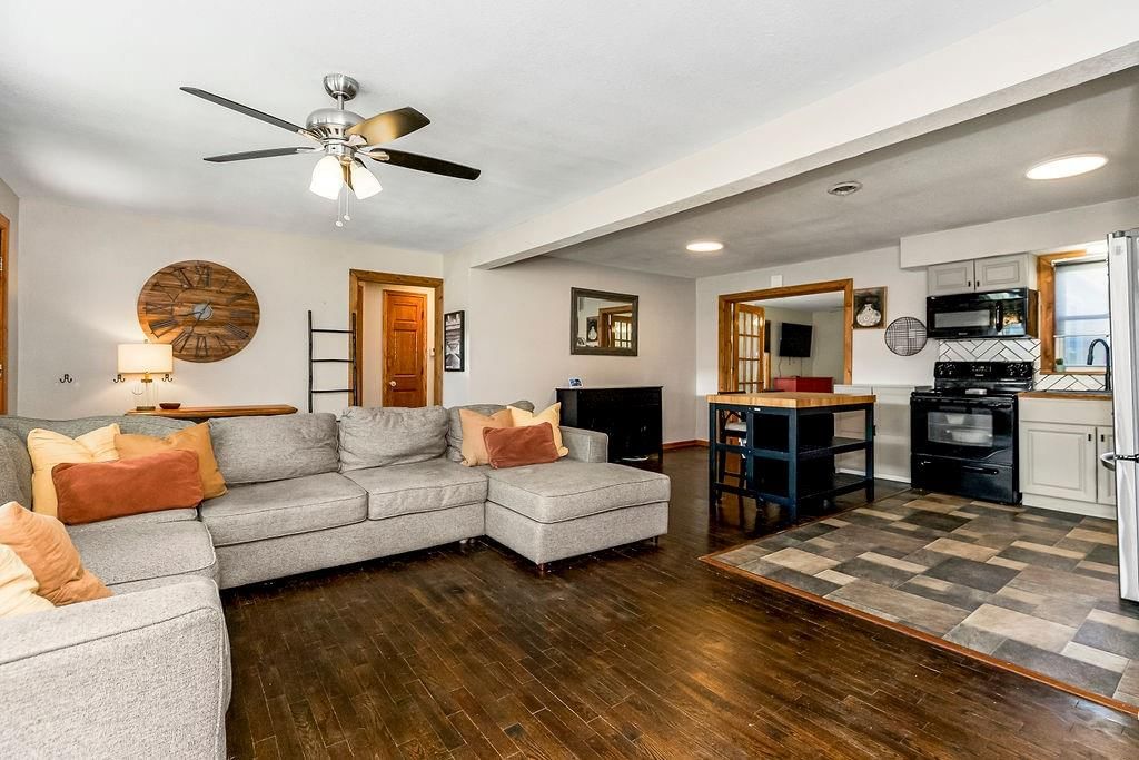 12228 W 63RD Terrace — photo 8