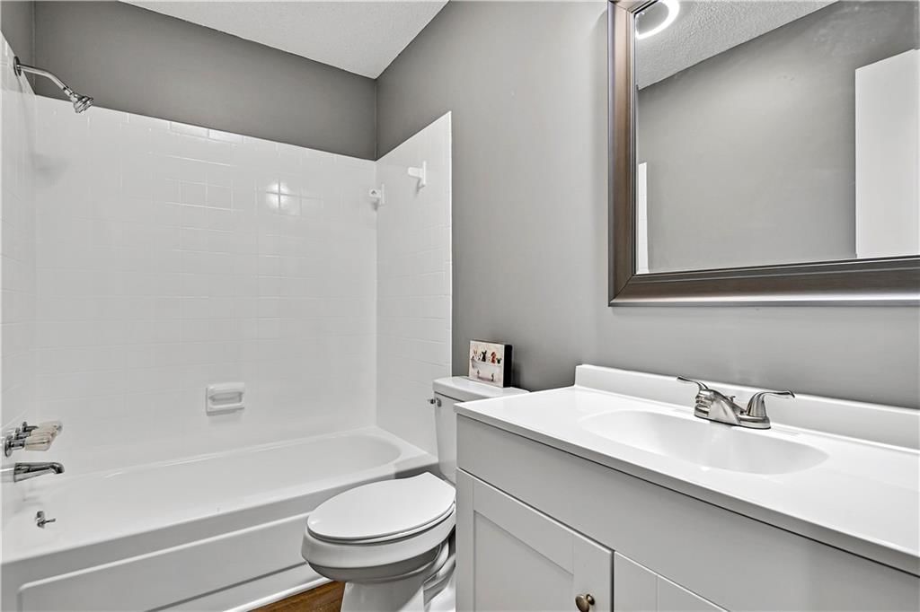 1116 NE PIERCE Place — photo 17