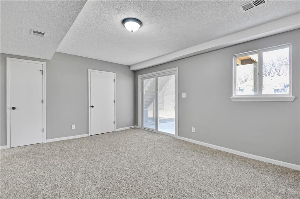 1116 NE PIERCE Place — photo 22