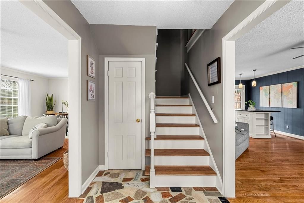 7700 W 95th Terrace — photo 18