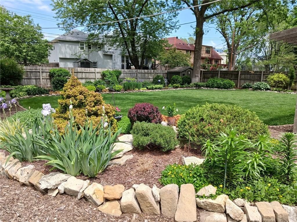 7700 W 95th Terrace — photo 39