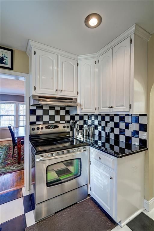 615 E 73rd Street — photo 28