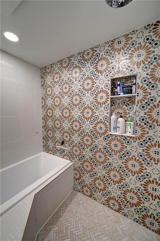 615 E 73rd Street — photo 33