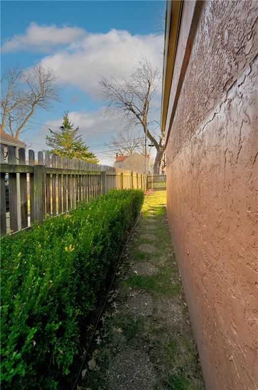 615 E 73rd Street — photo 46