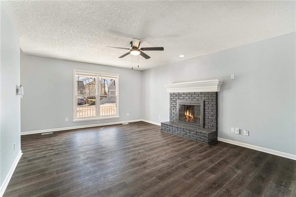 1104 Williamsburg Place — photo 14