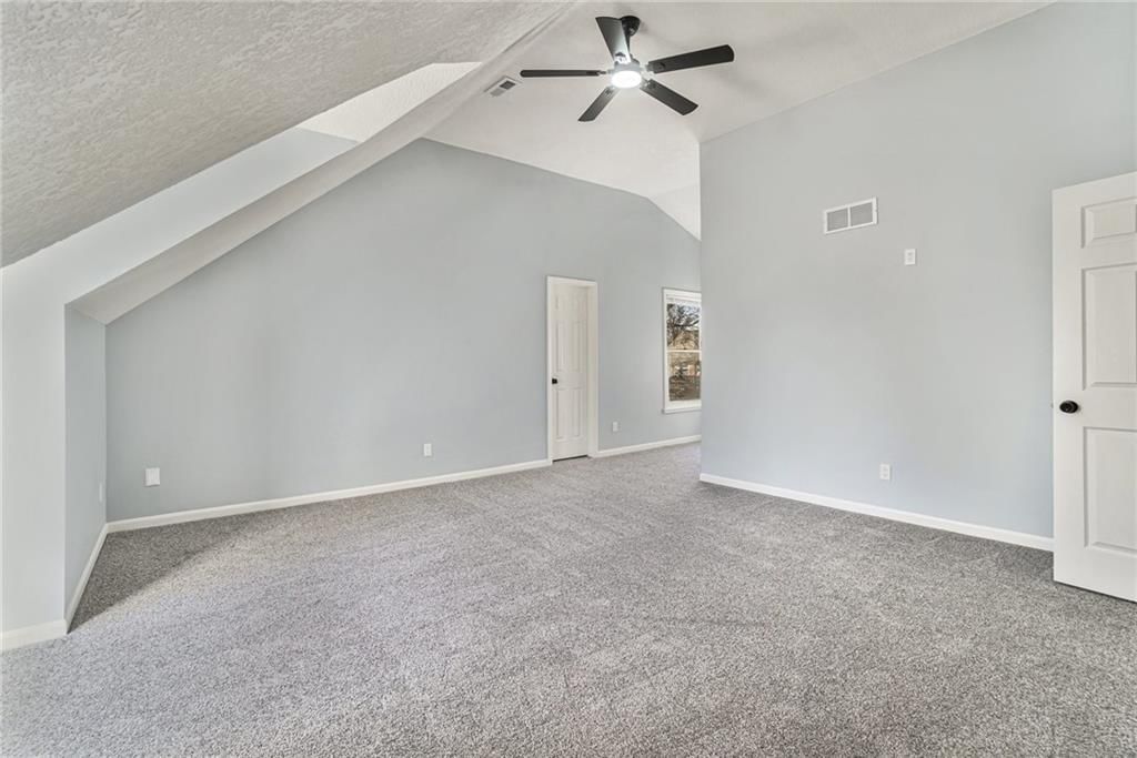 1104 Williamsburg Place — photo 20