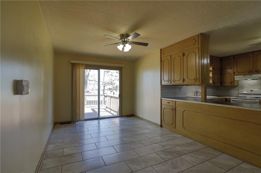 2311 QUEEN RIDGE Drive — photo 14