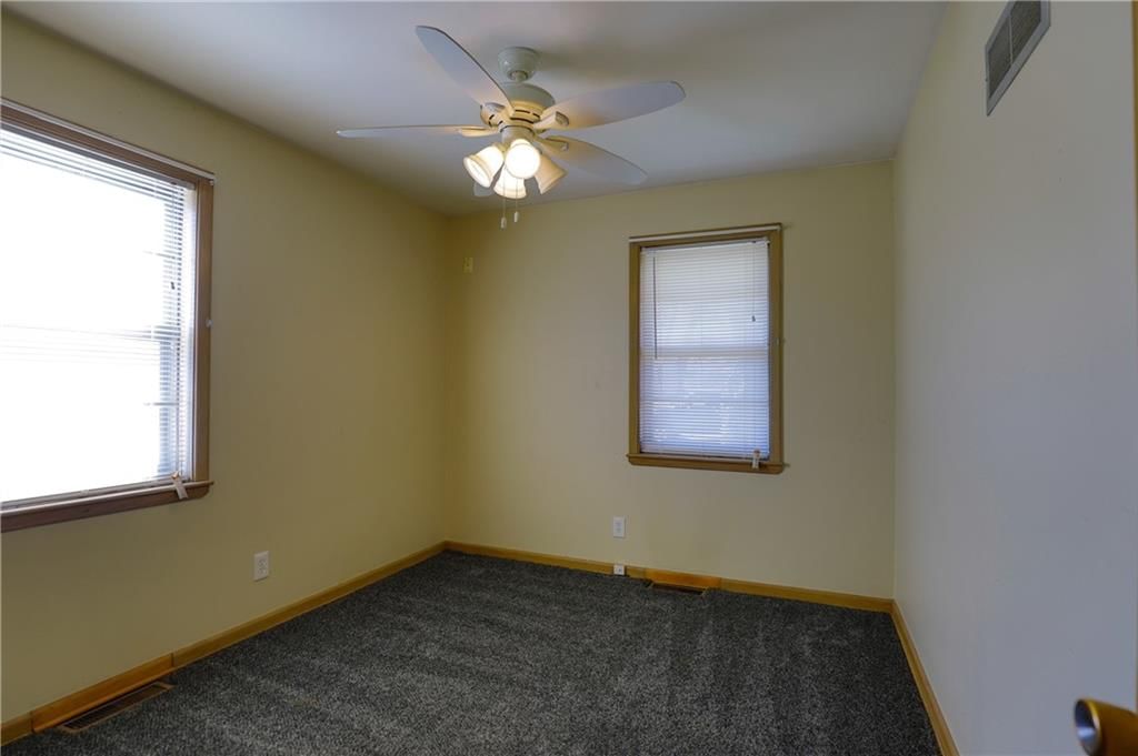 2311 QUEEN RIDGE Drive — photo 24