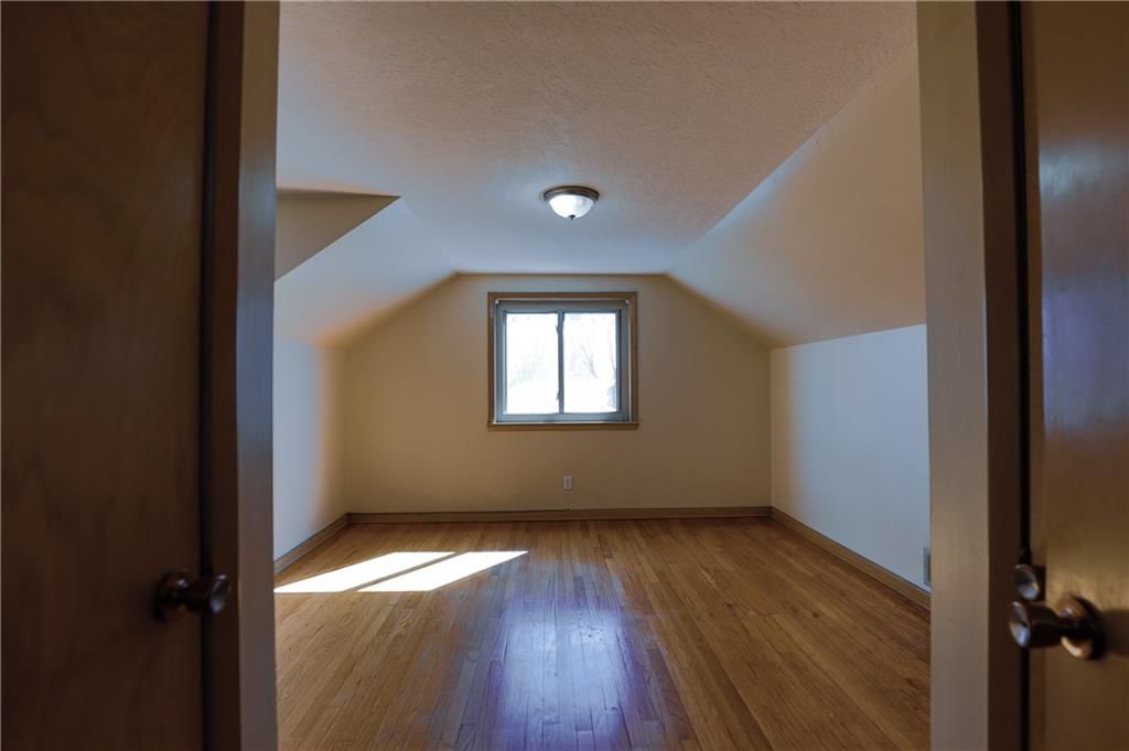 2311 QUEEN RIDGE Drive — photo 27