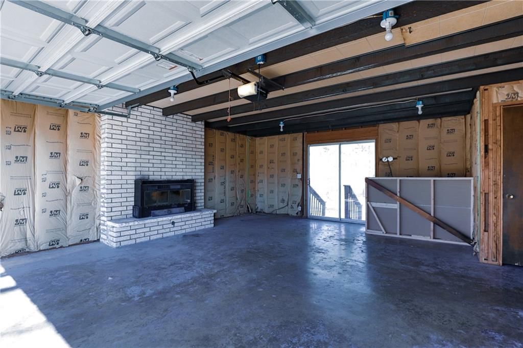 2311 QUEEN RIDGE Drive — photo 38