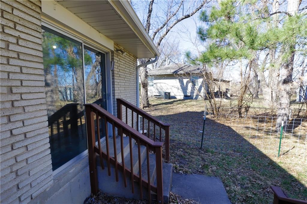 2311 QUEEN RIDGE Drive — photo 59