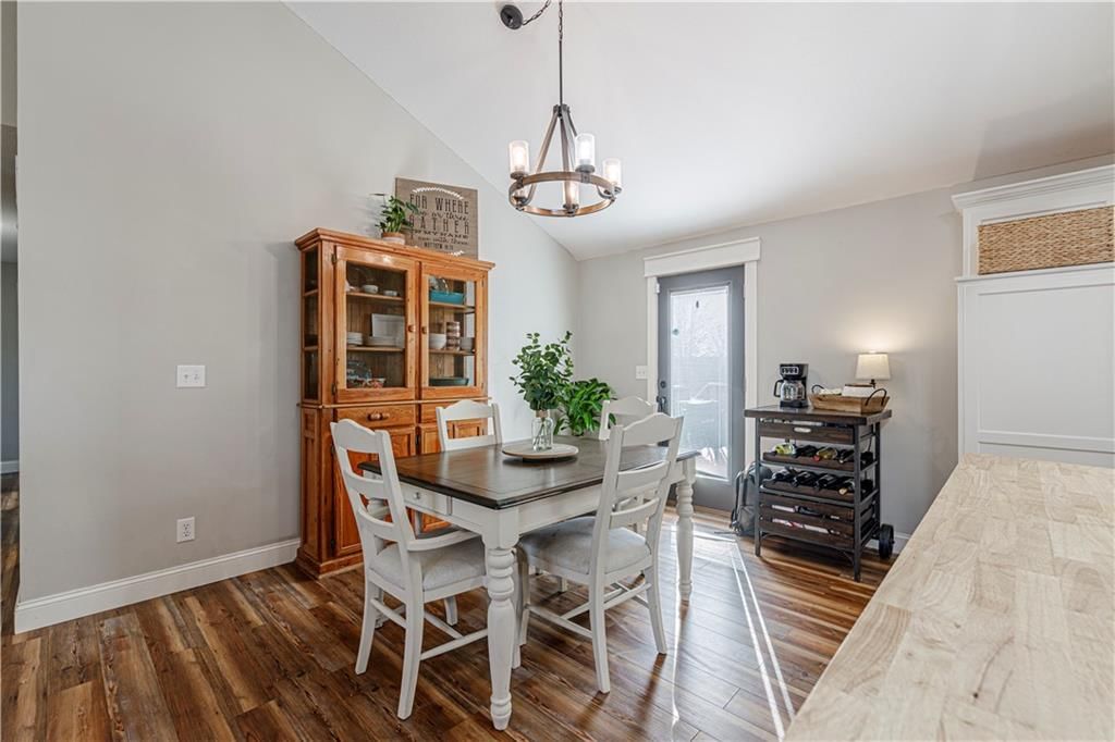 208 Summer Place — photo 14