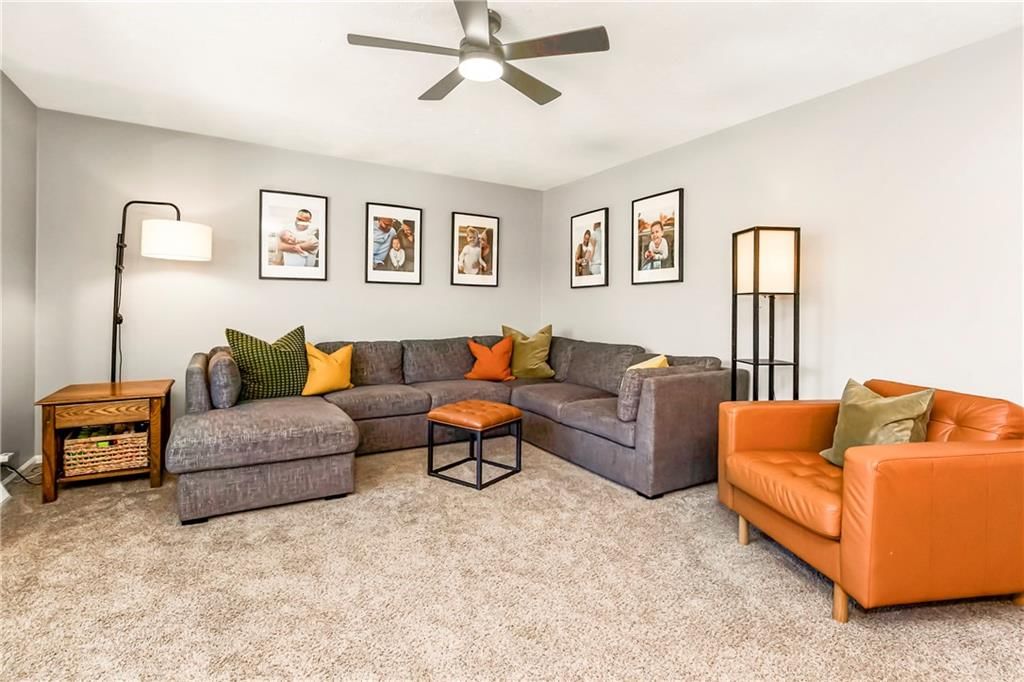 34135 W 84th Terrace — photo 5