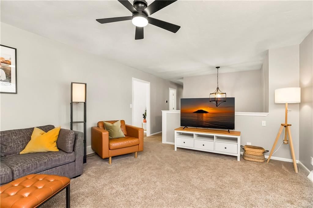 34135 W 84th Terrace — photo 6