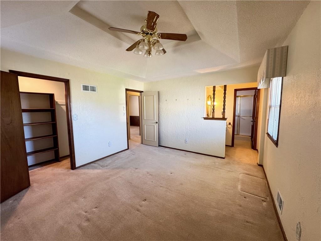 900 NW Roanoke Drive — photo 20
