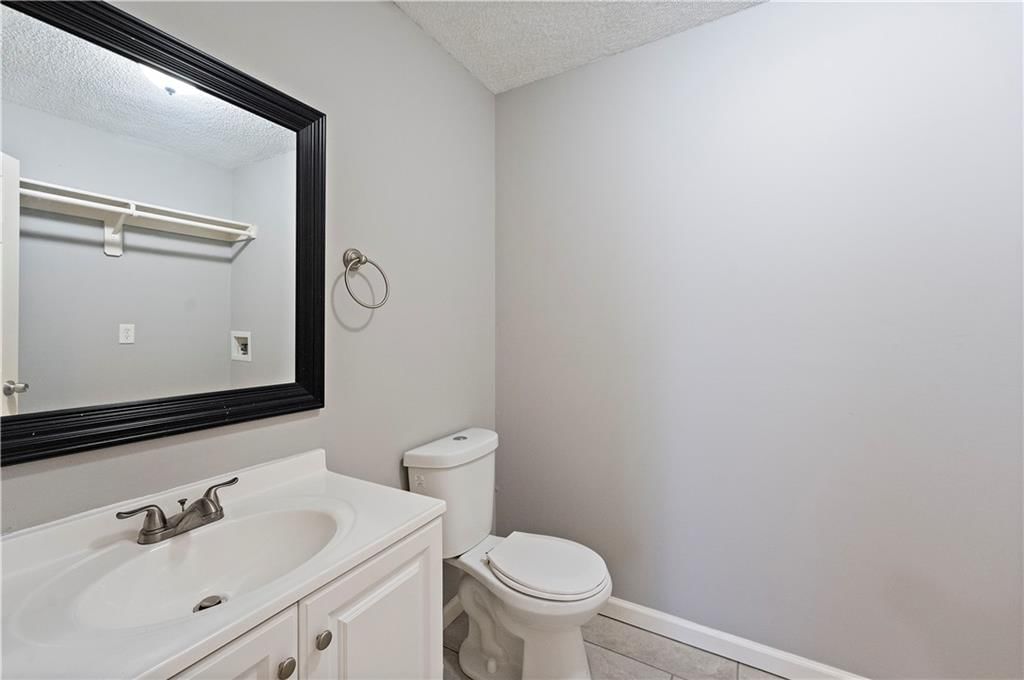 714 NE Swann Circle — photo 15