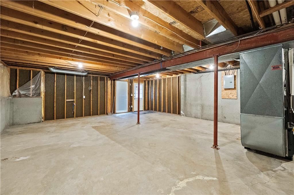 714 NE Swann Circle — photo 26