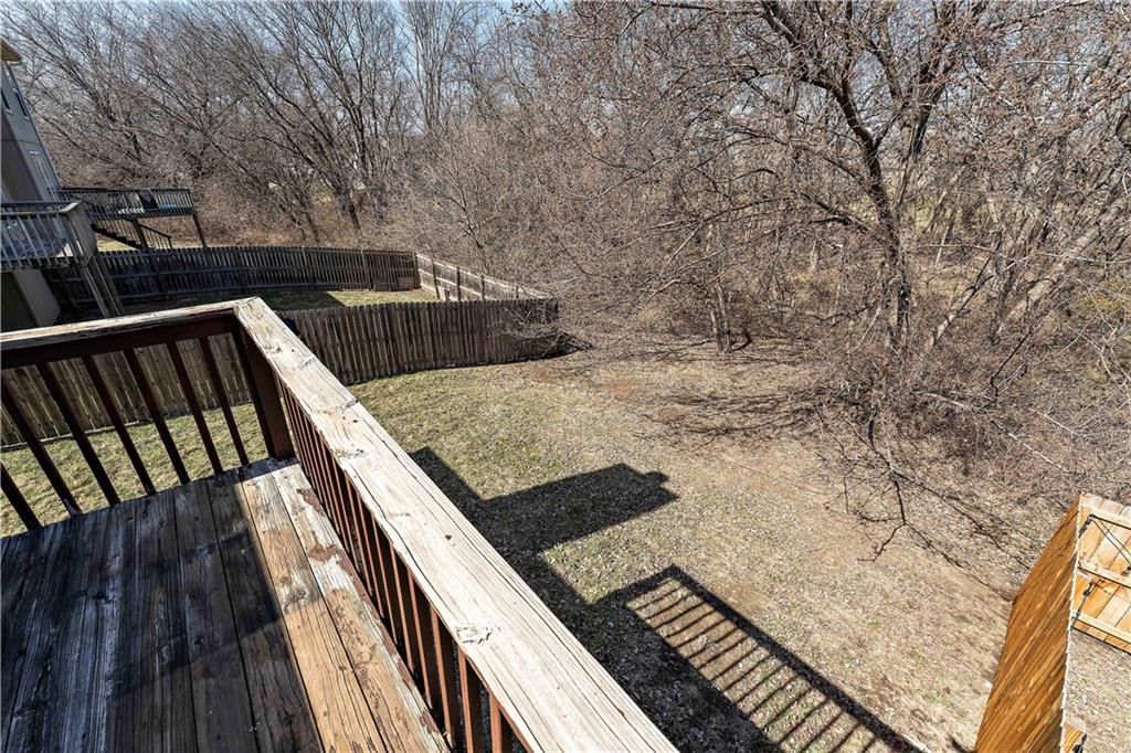 714 NE Swann Circle — photo 28