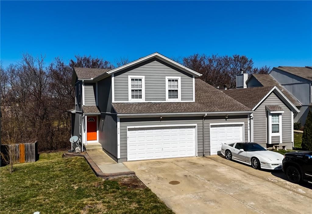 714 NE Swann Circle — photo 32