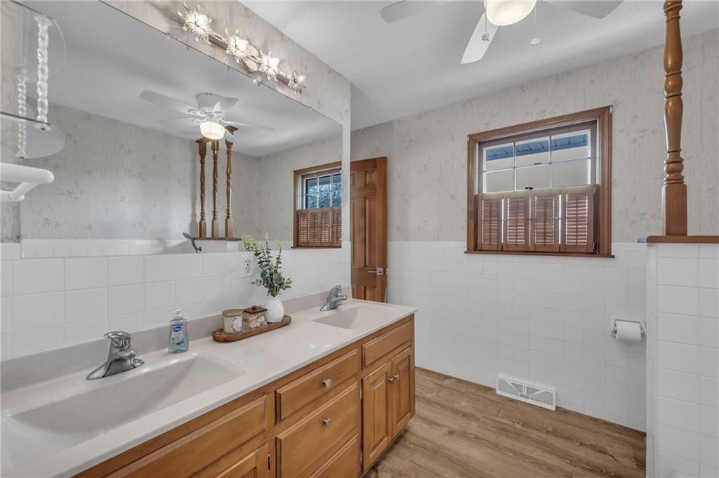 2104 Lynn Road — photo 17