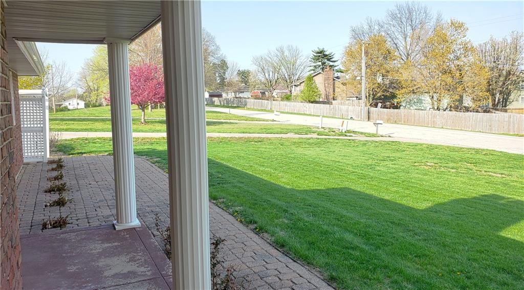 2104 Lynn Road — photo 4