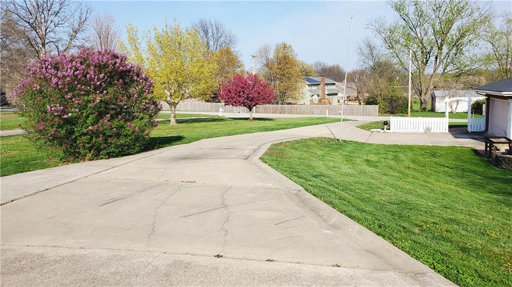 2104 Lynn Road — photo 36