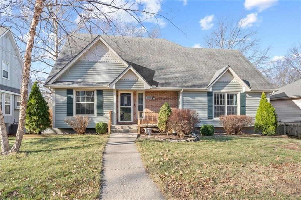 2109 NW 12th Street, Blue Springs, MO