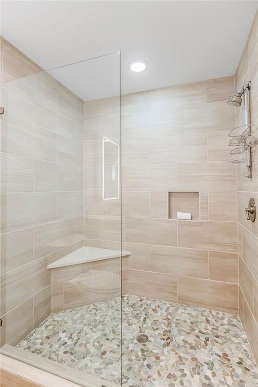 114 Lakeshore Drive — photo 28