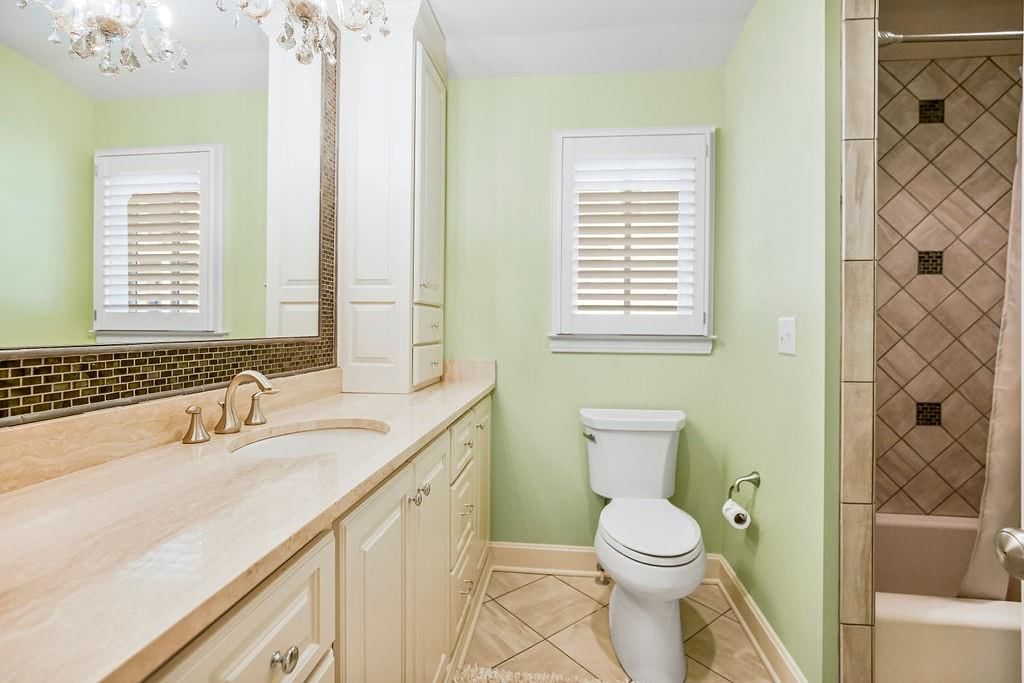 114 Lakeshore Drive — photo 32