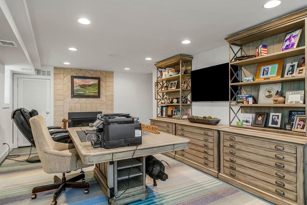 114 Lakeshore Drive — photo 41
