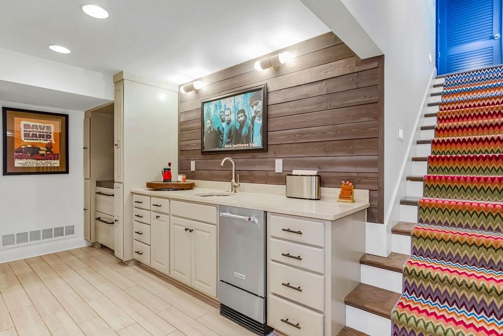 114 Lakeshore Drive — photo 45