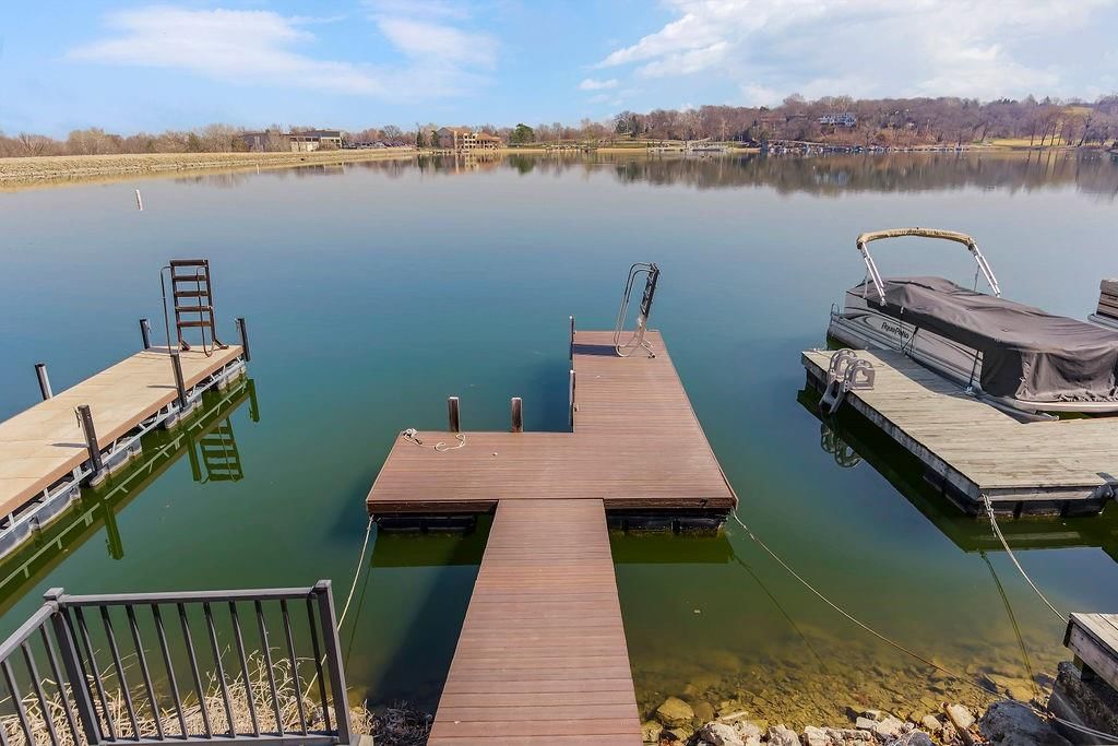 114 Lakeshore Drive — photo 48