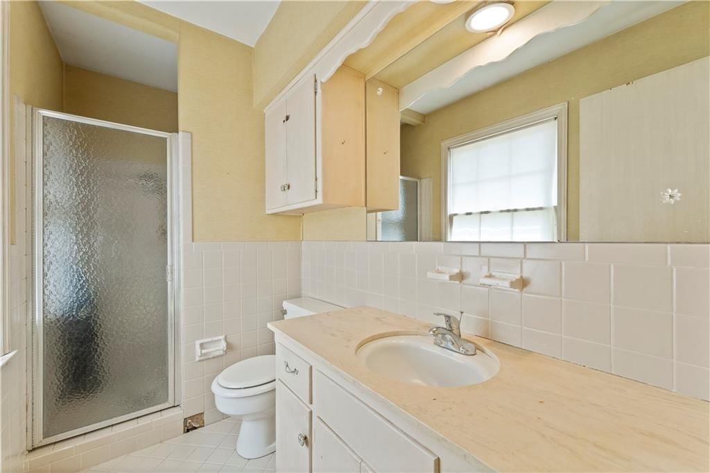 416 W 111th Terrace — photo 31