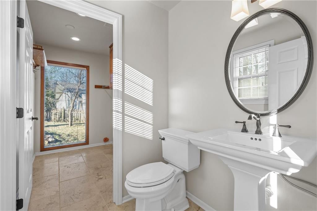 113 NE Shoreview Court — photo 14