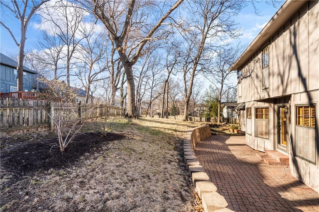 113 NE Shoreview Court — photo 48
