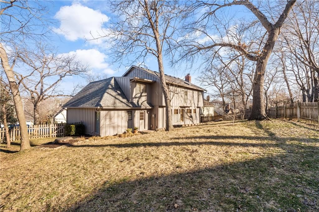 113 NE Shoreview Court — photo 49