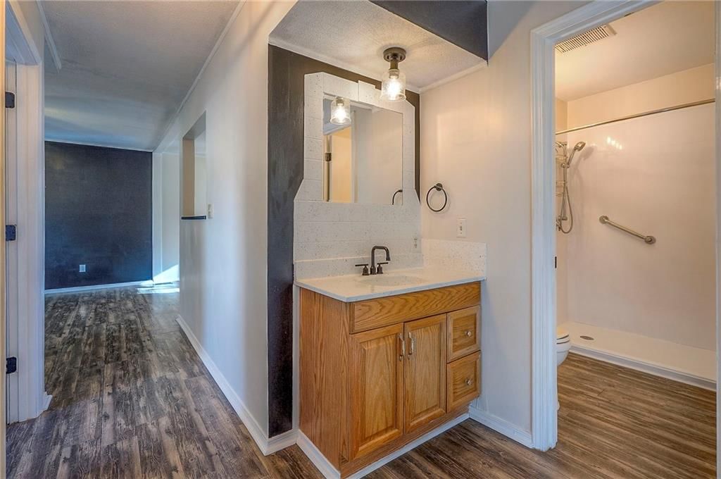 701 N ROGERS Street — photo 21